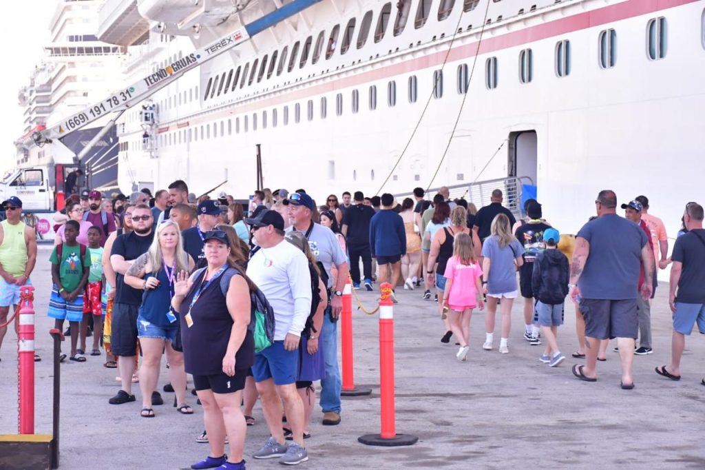 Mazatlán espera el arribo de 15 cruceros turísticos durante el mes de octubre