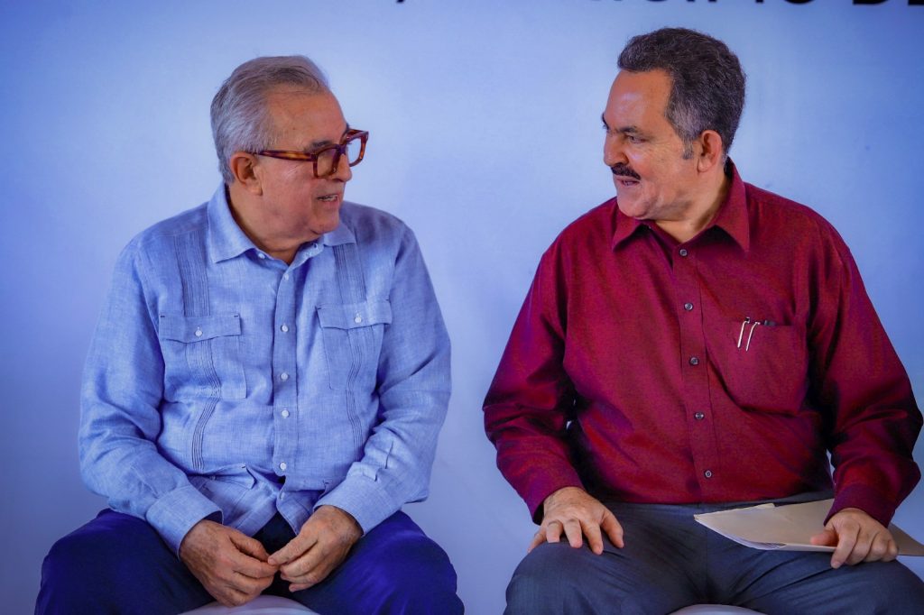 Rocha inicia construcción de Aula Digital en escuela rural de Sinaloa municipio (6)