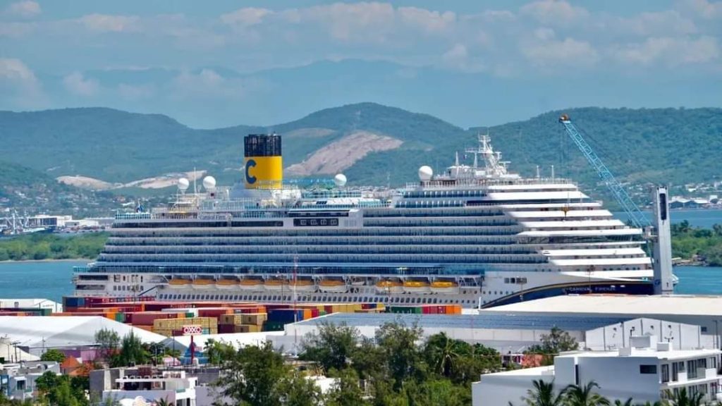 Mazatlán recibe 8,338 pasajeros en 2 cruceros turísticos, durante esta semana