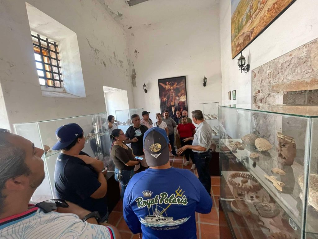 Visitan El Rosario guías de turistas para su certificación (3)