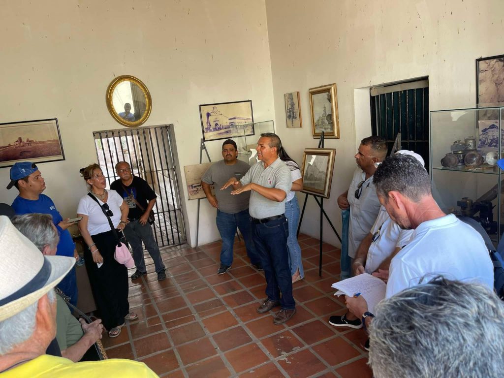 Visitan El Rosario guías de turistas para su certificación (5)