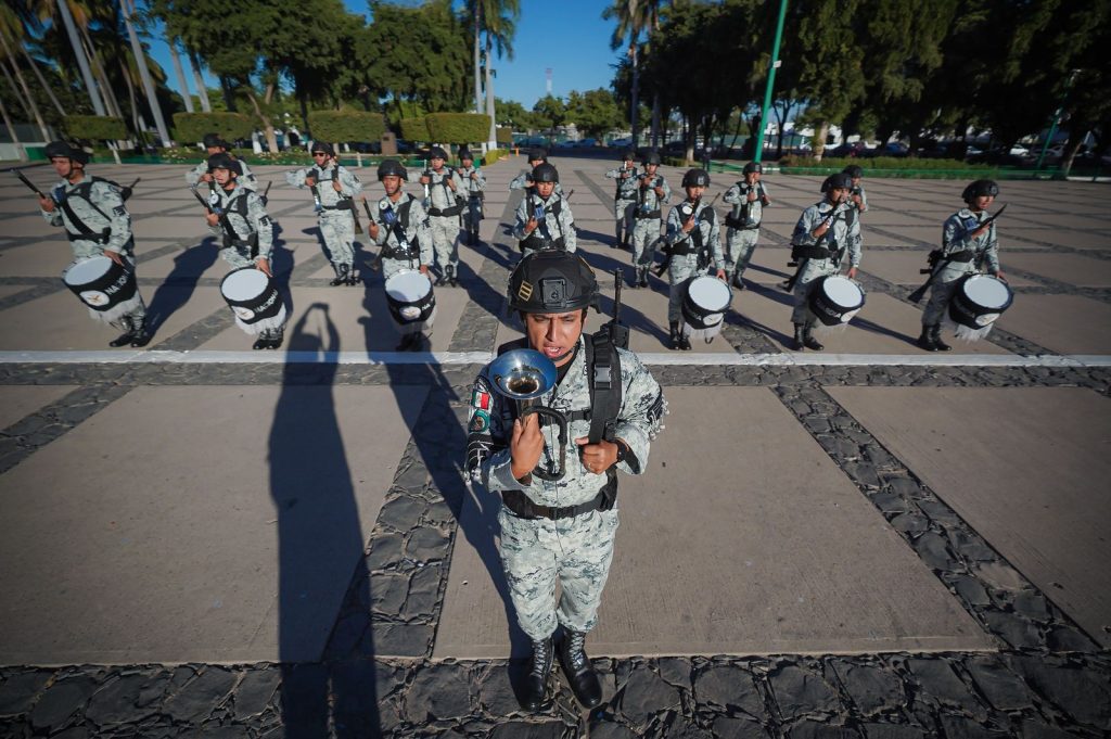 Autoridades conmemoran el 112º aniversario del Ejército Mexicano (6)