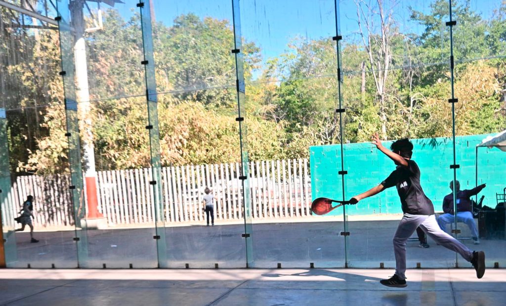 Mazatlecos, Óscar Díaz y Maximiliano Guerra, logran el triplete en frontón, en la etapa estatal de Juegos Conad (6)