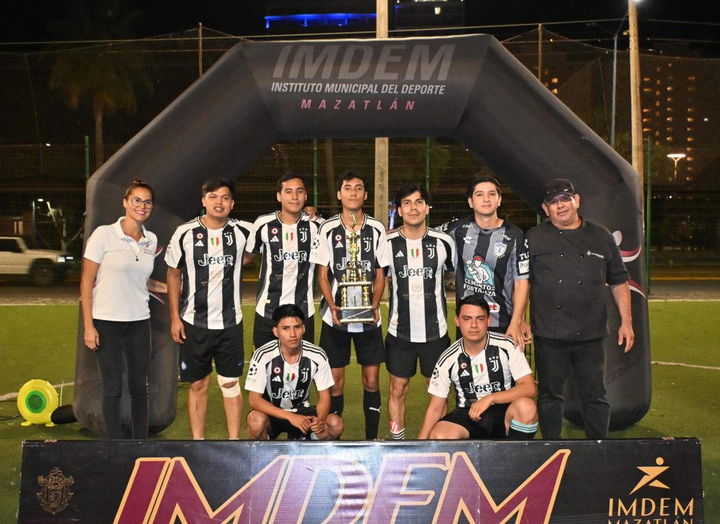 Muerden Perros F.C. la final de la Segunda de Ascenso en el Kilómetro (8)