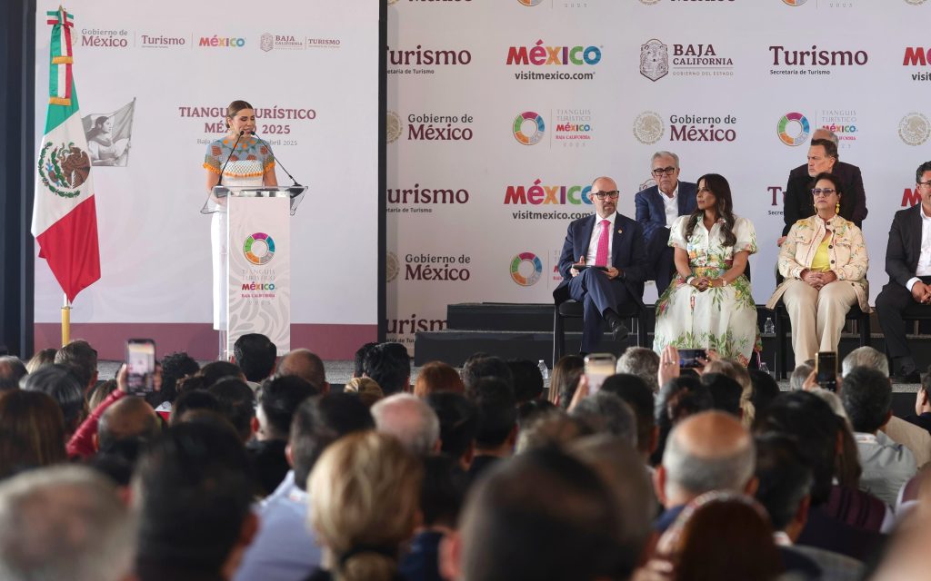 Alianza regional para impulsar el turismo y economía Rubén Rocha Moya Tianguis Turístico de México Tijuana 2025 3