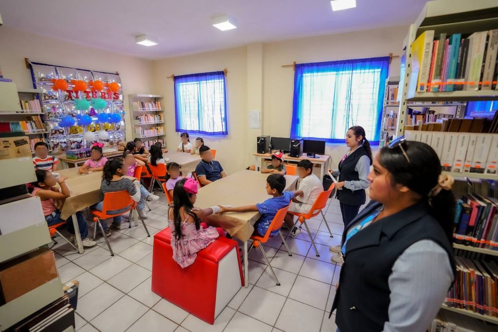 Biblioteca Municipal Margarita ‘La Nana’ Ramírez ofrece exitoso Taller de Primavera para Niños (3)