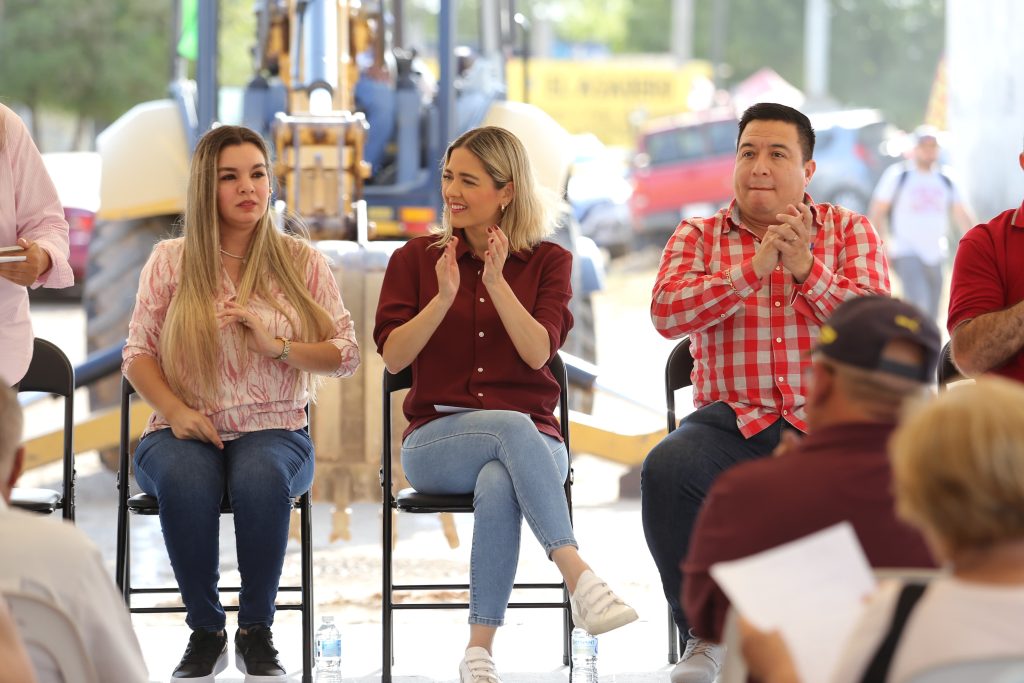 El pavimento en la calle Querétaro será una realidad para vecinos de la Jaripillo (12)