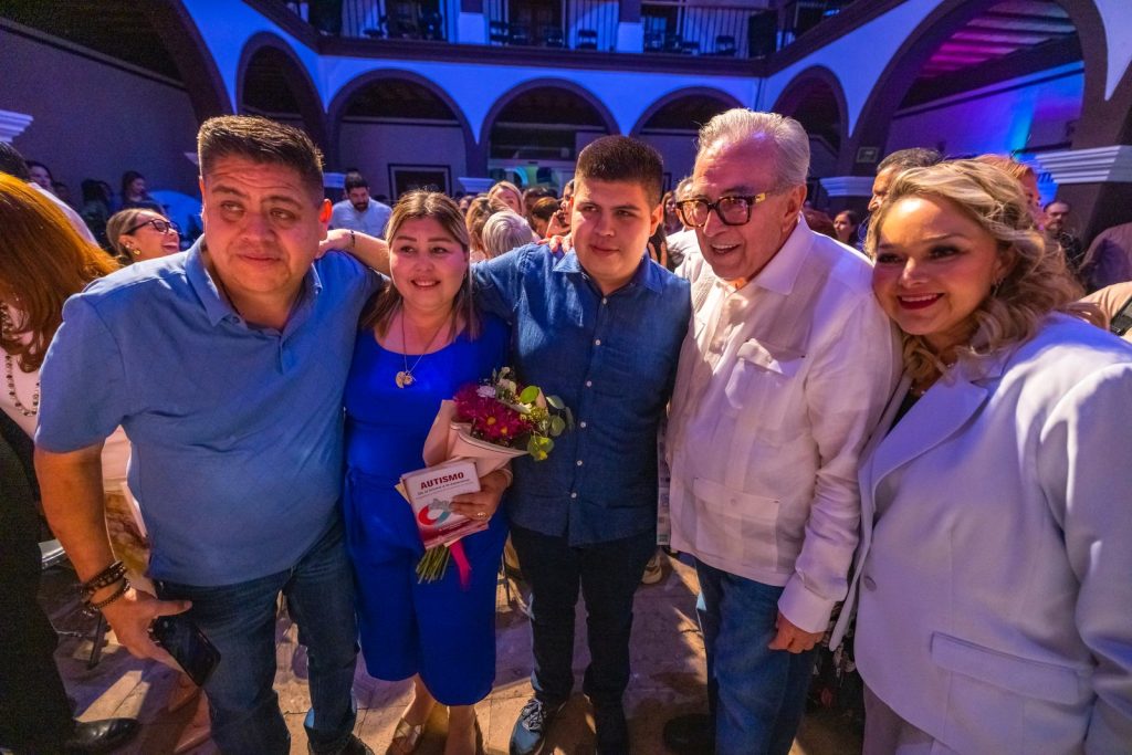 Especialistas y el amor familiar, concurren en el tratamiento al Autismo en Sinaloa, dice el Gobernador Rocha Moya (1)