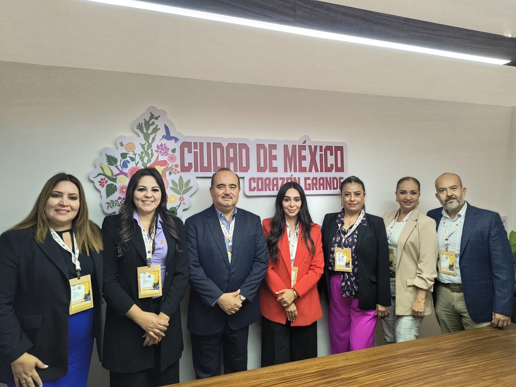 Francis Cázarez, Presidenta de la Cámara de Comercio Mazatlán, impulsa el turismo durante el Tianguis Turístico 2025 (5)