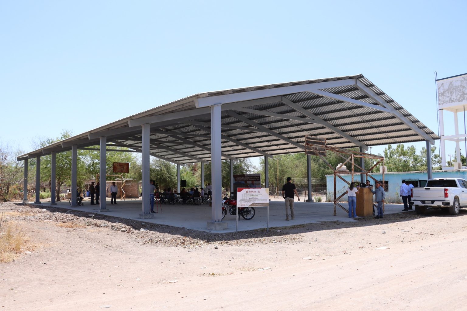 Inauguran techumbre metálica en el multideportivo de La Guamuchilera