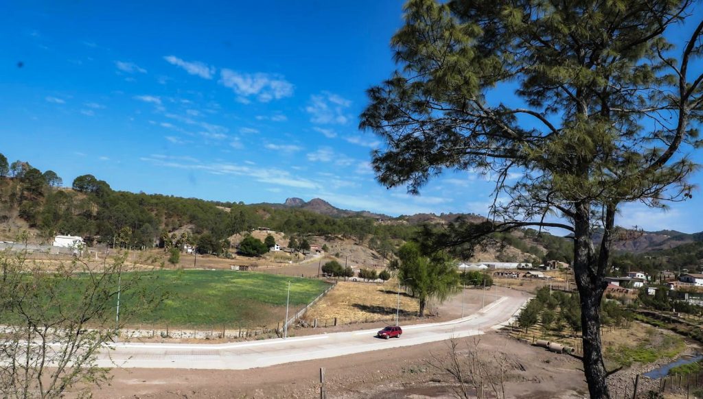 Los pueblos de la sierra están siendo atendidos sin distingos, afirma el Gobernador Rubén Rocha Moya 2025 5