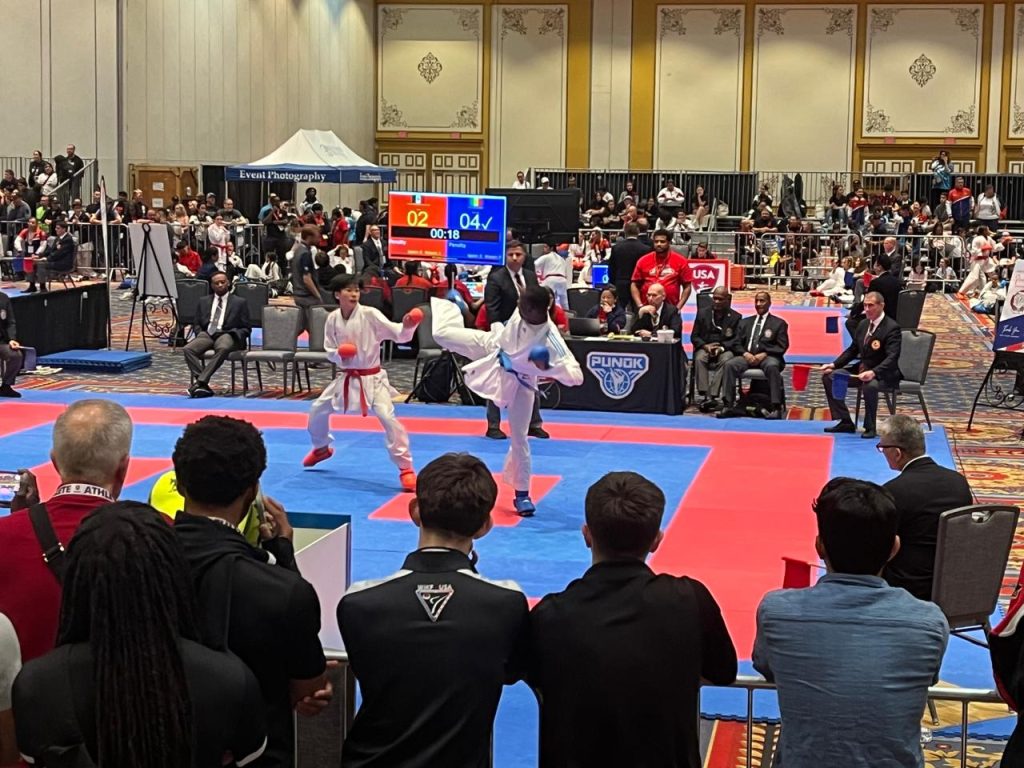 Obtienen oro, plata y bronce, karatecas mazatlecos, en gira por Estados Unidos (6)