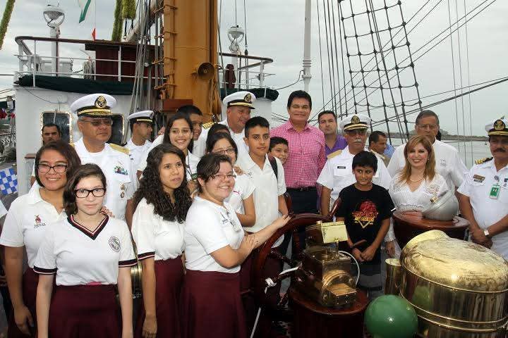 Buque-Escuela-Cuauhtemoc-Visita-Mazatlan-2014-11 c
