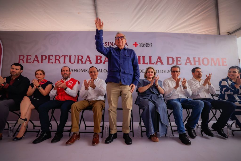 Gobernador Rocha Moya reapertura la base de la Cruz Roja en Villa de Ahome (28)
