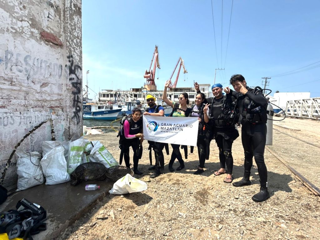 Estrella Palacios Domínguez Presienta Municipal de Mazatlán Mega Campaña de Limpiezan 2025 4