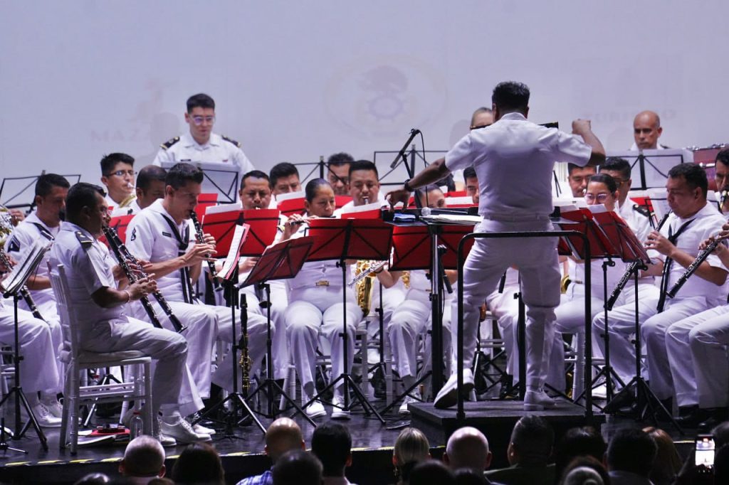 La Banda Sinfónica de la Secretaría de Marina se presentó en el Teatro El Cid 2025 2