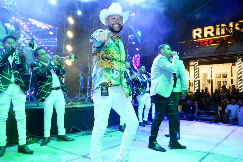 Mazatlecos, Residentes Extranjeros y Visitantes hacen Comunidad en Mazatlán con el Día de la Música 2025 7