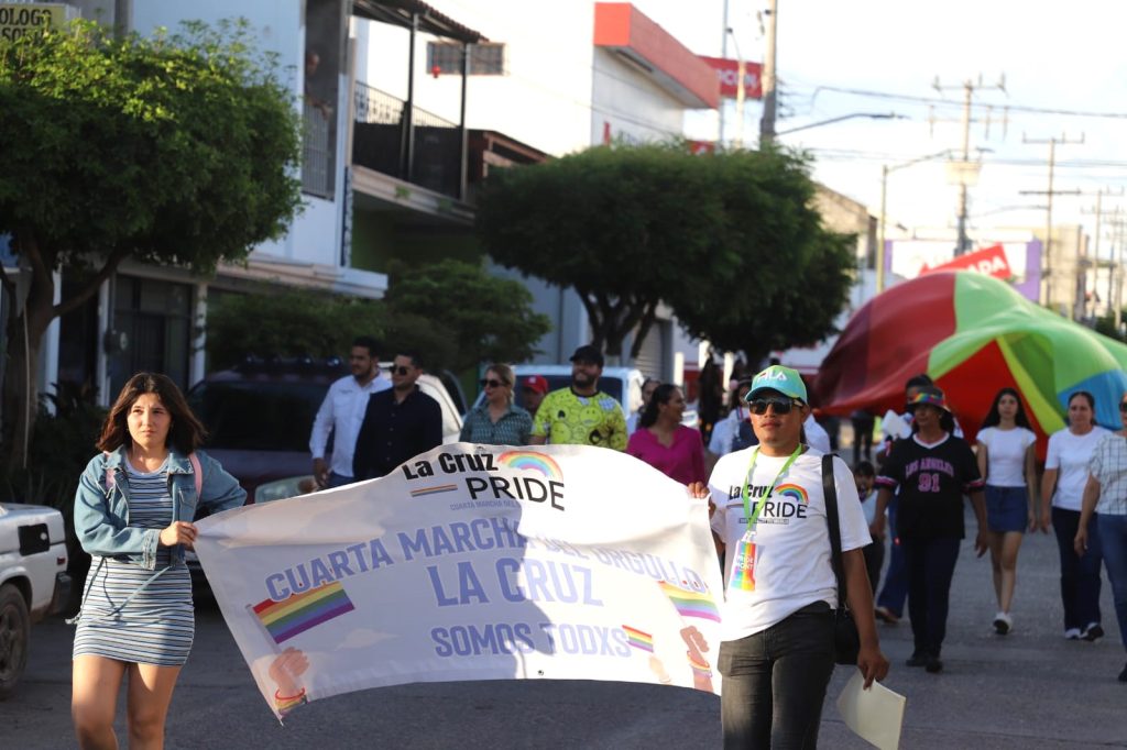 Participa Richard Millán en marcha por el Día Internacional del Orgullo LGBTQ+ 2025 6