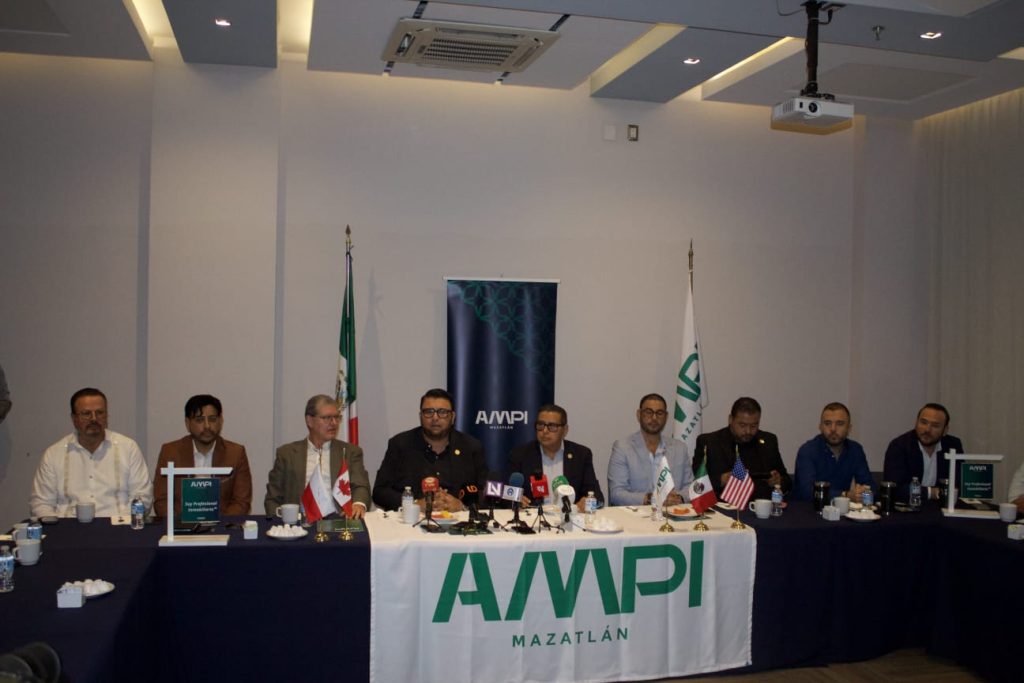 Panel de expertos “El Futuro de las Inversiones Seguras en Mazatlán” reúne a líderes y autoridades del sector inmobiliario