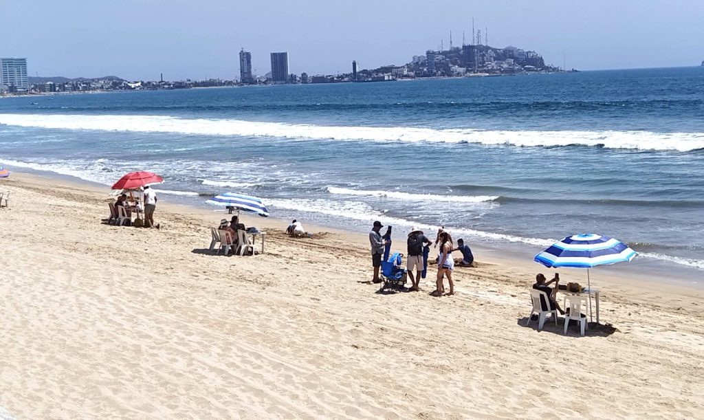 Califica como un hecho histórico la certificación de playas colindantes a la avenida Del Mar Estrella Palacios 2025 1