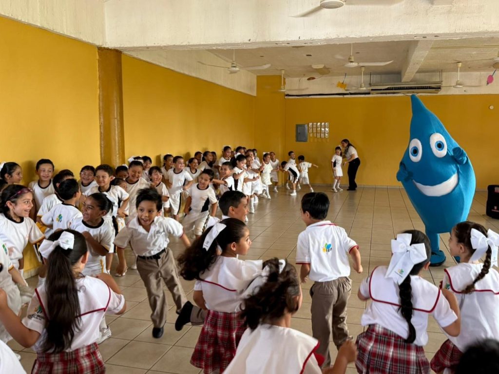 Alumnos del Begsu aprenden y se divierten con Tago