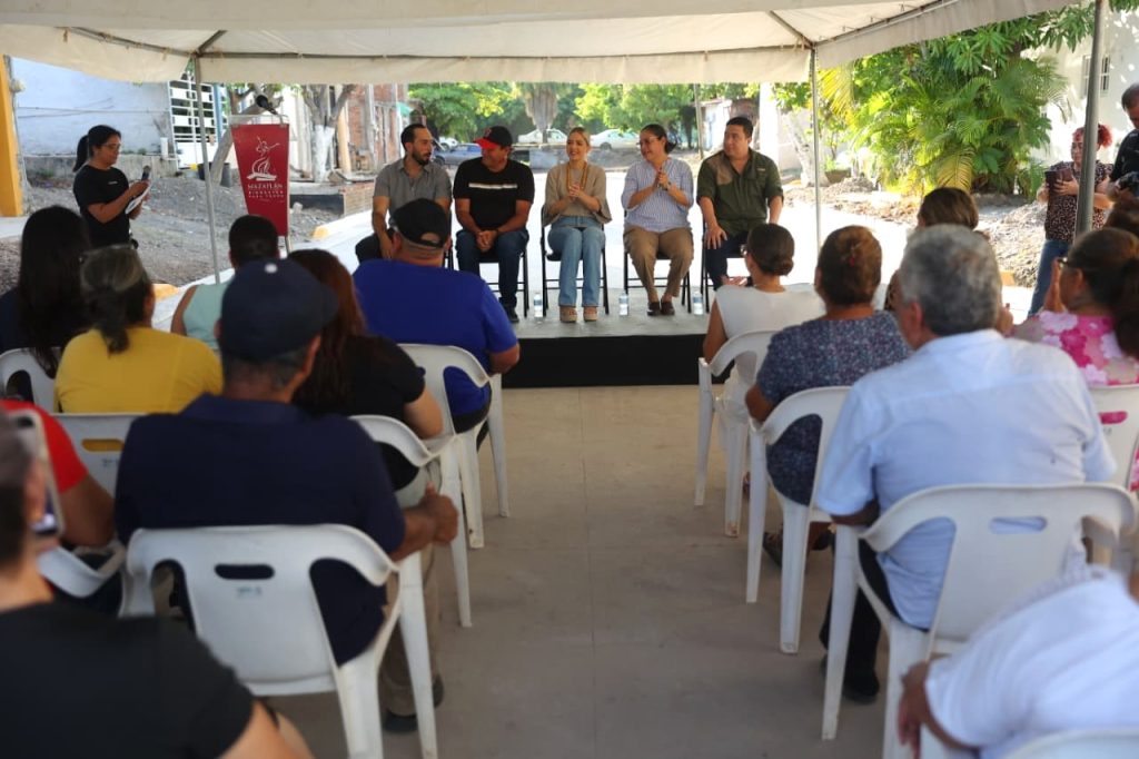 Estrella Palacios entrega tres calles pavimentadas, con una inversión de más de 8.2 millones de pesos 2025 2