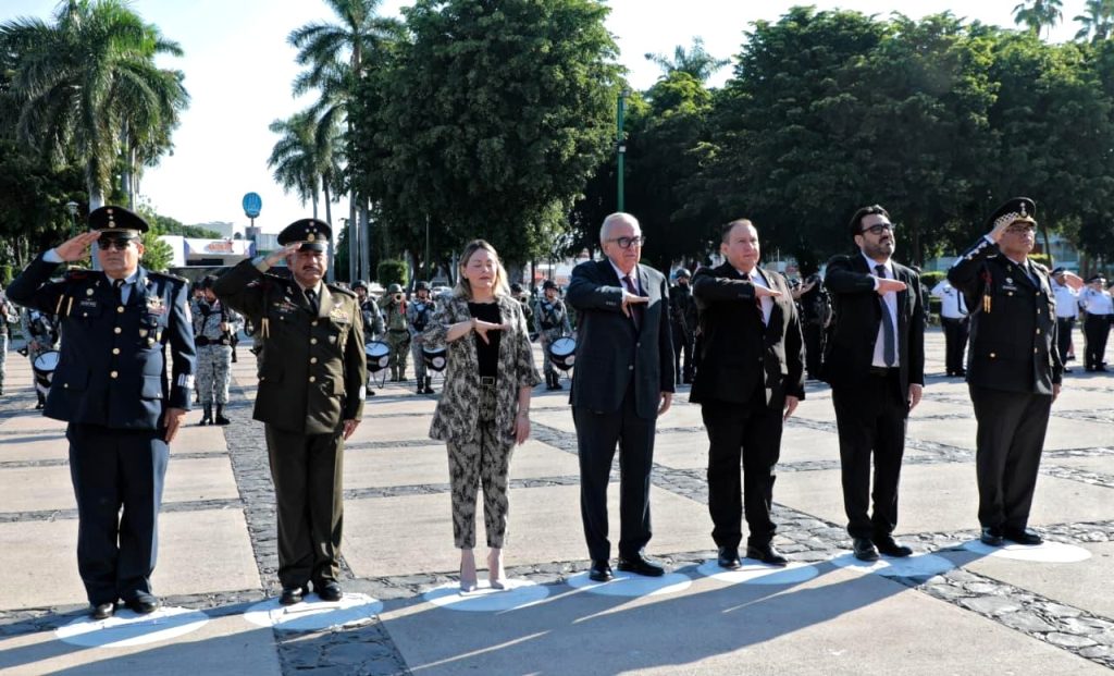 Gobernador Rocha encabeza ceremonia por aniversario de los caídos en la lucha por la democracia en Tlatelolco 2025 3
