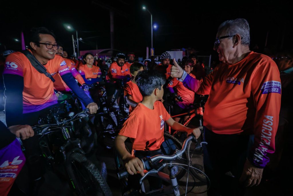 Con la participación de 1,300 ciclistas, Gobernador Rocha da el banderazo de arranque a la Rodada Naranja (3)