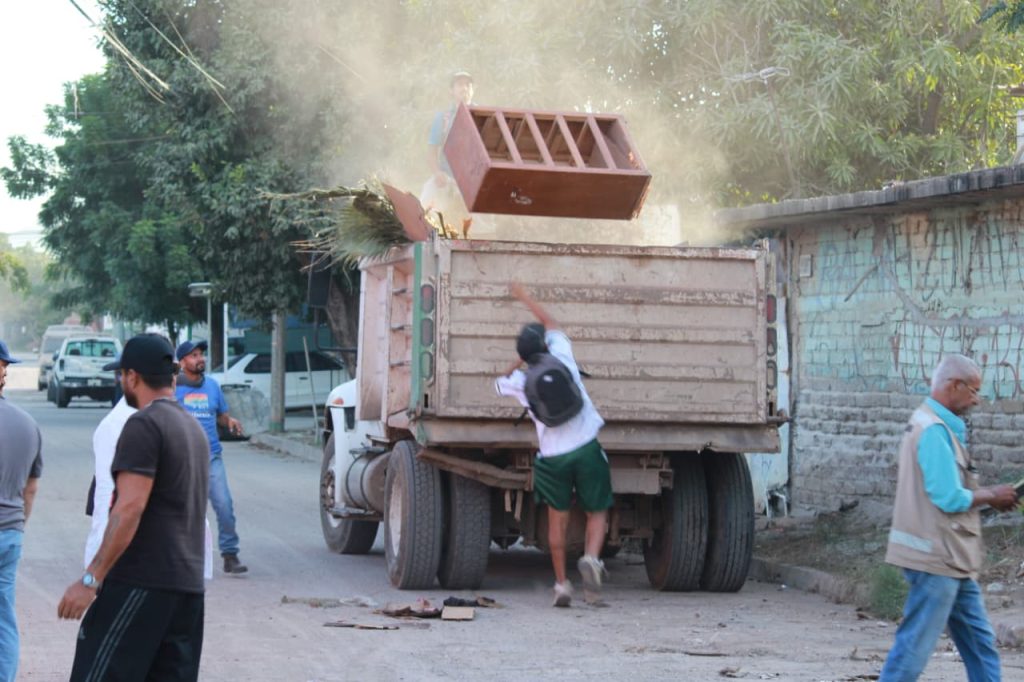 Gracias al programa “Mazatlán te Quiero Limpio”, se extraen 169 metros cúbicos de desechos de áreas públicas 2025