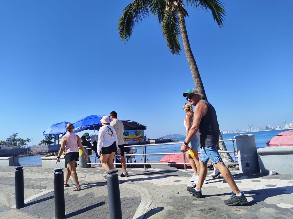 Llegan a México más de 15 millones de turistas extranjeros durante los primeros 9 meses del año; destaca el incremento de viajeros de Canadá 2025 aa