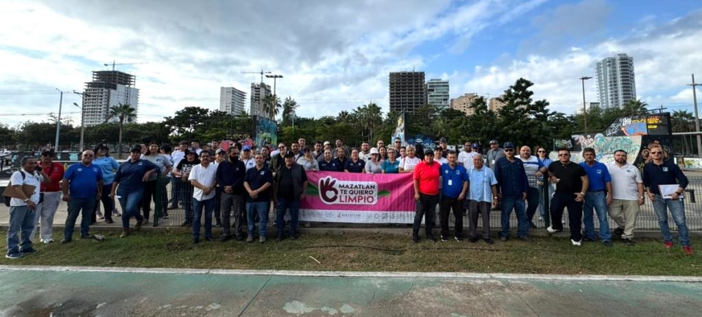 Con “Mazatlán te Quiero Limpio”, se recolectan 35 metros cúbicos de desechos en el Fraccionamiento Estadio Con “Mazatlán te Quiero Limpio”, se recolectan 35 metros cúbicos de desechos en el Fraccionamiento Estadio 2025