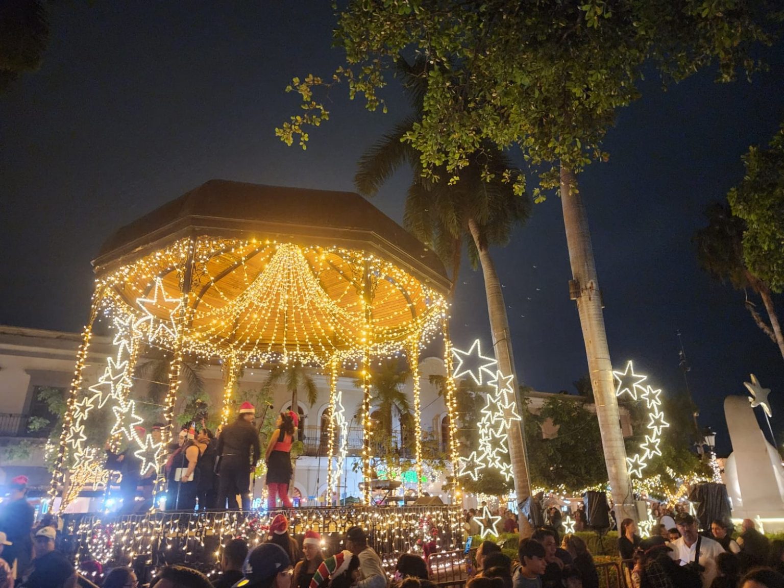 Sectur estima la llegada de 4.96 millones de turistas nacionales y extranjeros durante las vacaciones de Fin de Año 2025-2026 a