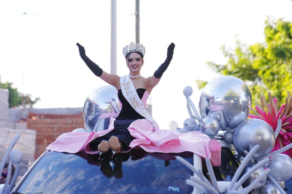 ¡Arriba la Tambora! Eileen Cruz y Guillermo Orrante lideran votaciones tras alegre manifestación de Carnaval 2026 (3)