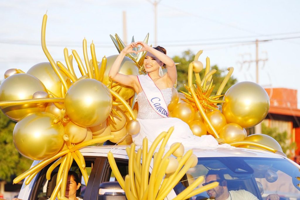 ¡Arriba la Tambora! Eileen Cruz y Guillermo Orrante lideran votaciones tras alegre manifestación de Carnaval 2026 (8)