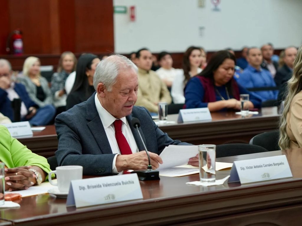 Comparece la Secretaria de Turismo de Sinaloa Mireya Sosa Osuna ante el Congreso del Estado 2026 2