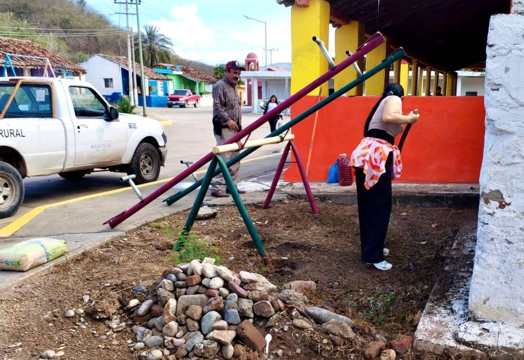 Gobierno de Mazatlán que encabeza Estrella Palacios Domínguez da atención integral a las comunidades rurales para el bienestar de los pobladores Gobierno de Mazatlán que encabeza Estrella Palacios Domínguez da atención integral a las comunidades rurales para el bienestar de los pobladores 2026