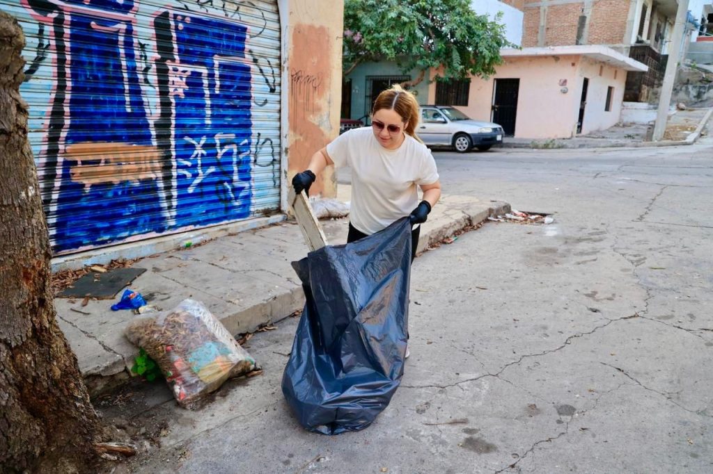 Mazatlán te Quiero Limpio inicia el año recolectando 2 mil 340 costales de basura 2026 2