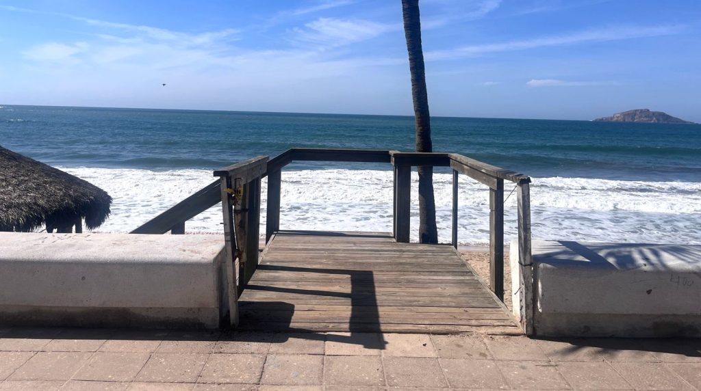 Supervisa Gobierno de Mazatlán accesos a la playa en el malecón 2026 1
