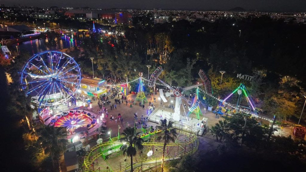 Villa Navideña 2025 rompe récord de asistencia en Mazatlán