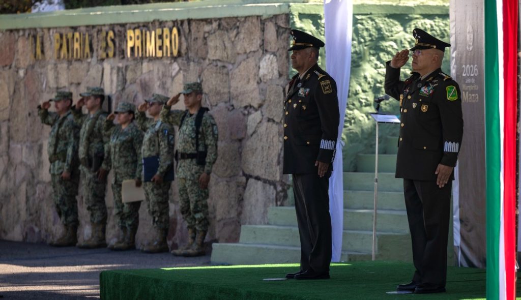 Asiste el Gobernador Rocha Moya al cambio de mando en la Tercera Región Militar 2026 3