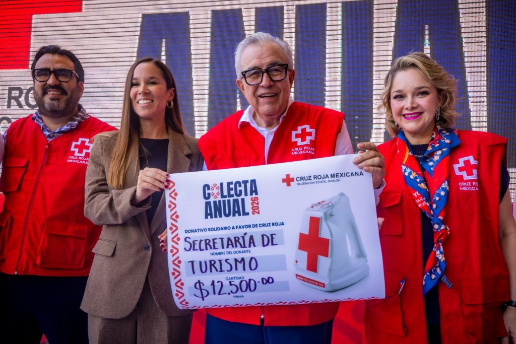 Cada peso suma a la vida y a la salud”, Gobernador Rocha, al poner en marcha la Colecta Nacional de Cruz Roja en Sinaloa (21)