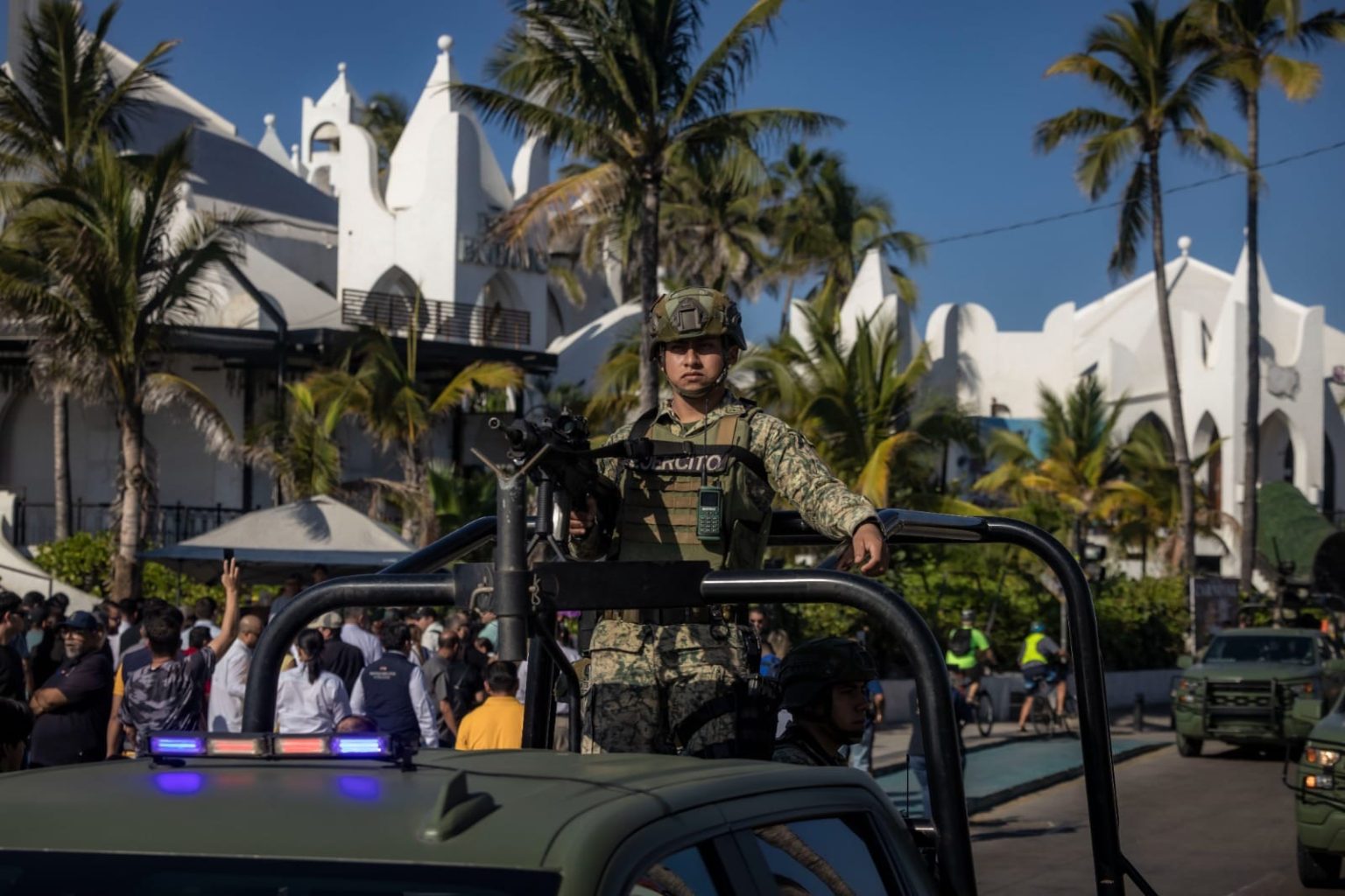 Gobernador Rocha Moya pone en marcha el Operativo de Seguridad del Carnaval de Mazatlán 2026