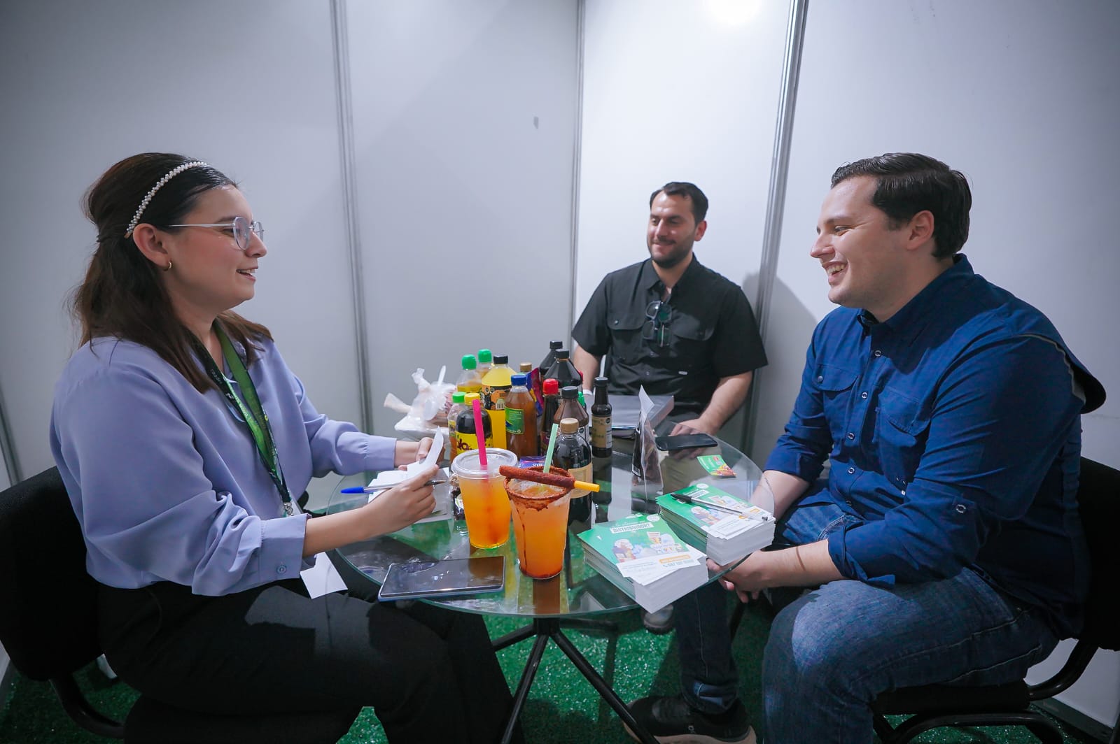 Gobernador Rubén Rocha Moya inaugura el Punto PyME y el Centro de Negocios en Expo Agro Sinaloa 2026 Slide (12)