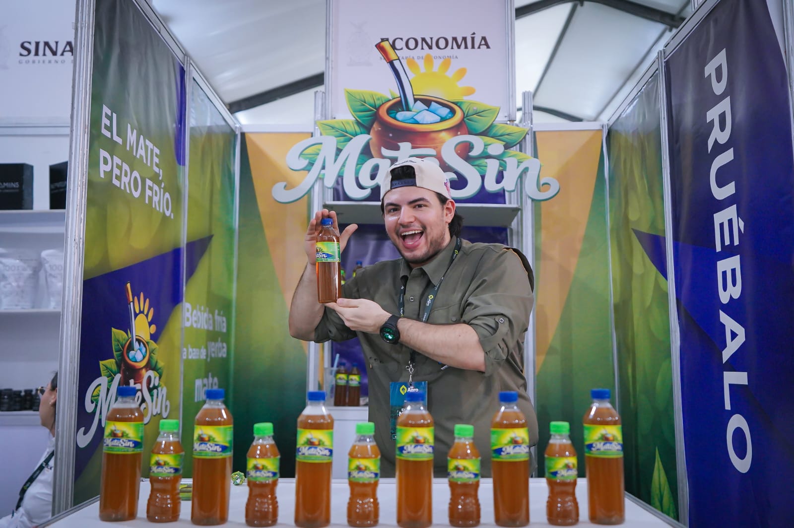 Gobernador Rubén Rocha Moya inaugura el Punto PyME y el Centro de Negocios en Expo Agro Sinaloa 2026 Slide (7)