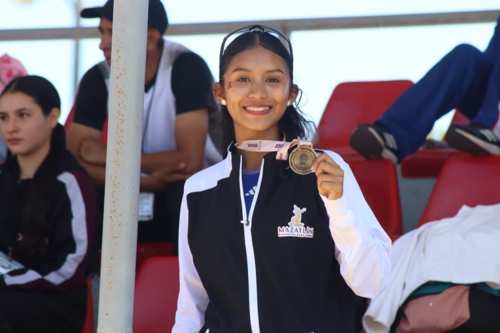Mazatlecos brillan en la primera jornada del estatal de atletismo (4)