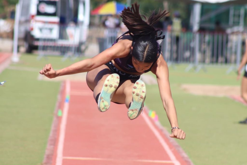 Mazatlecos brillan en la primera jornada del estatal de atletismo (7)