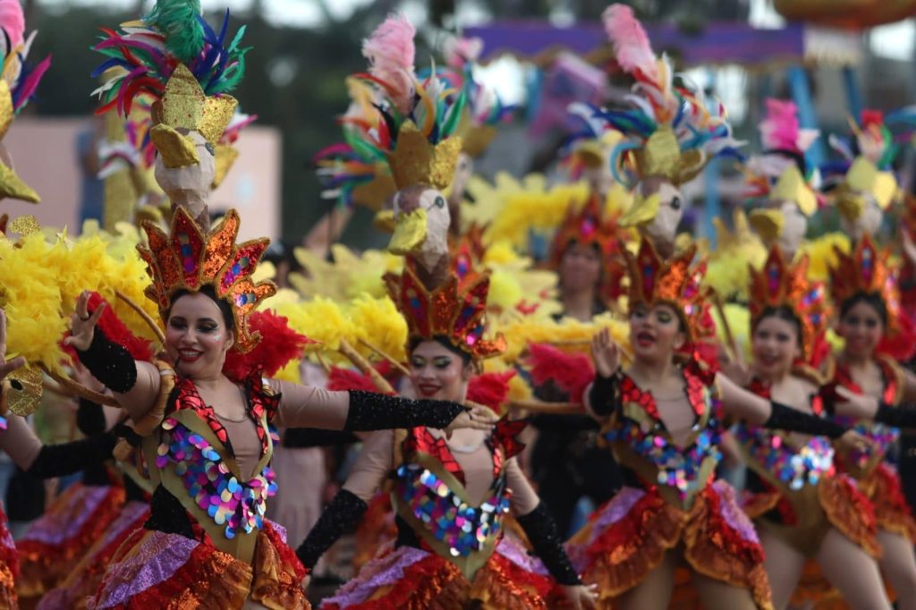 “Recordando el Carnaval” llena de identidad, tradición y cultura de paz el Parque Central, Sendero de Paz de Mazatlán 2026 6