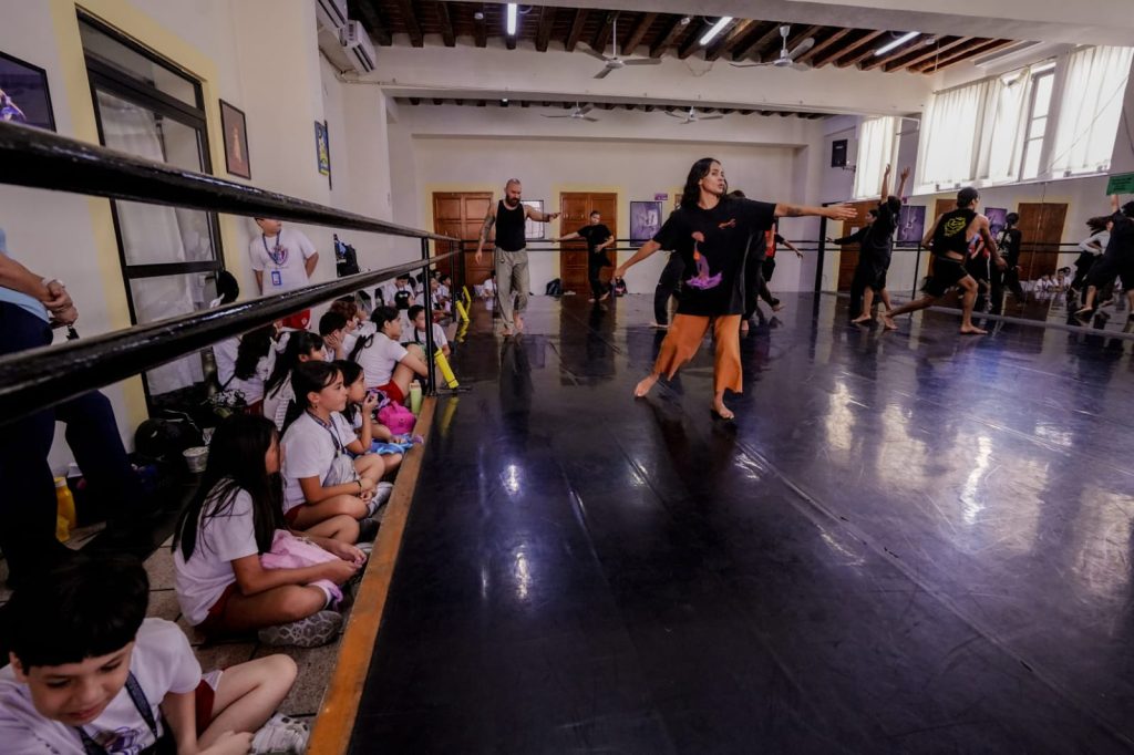 El CMA recibe a alumnos del ICO en una jornada de arte y creatividad (7)