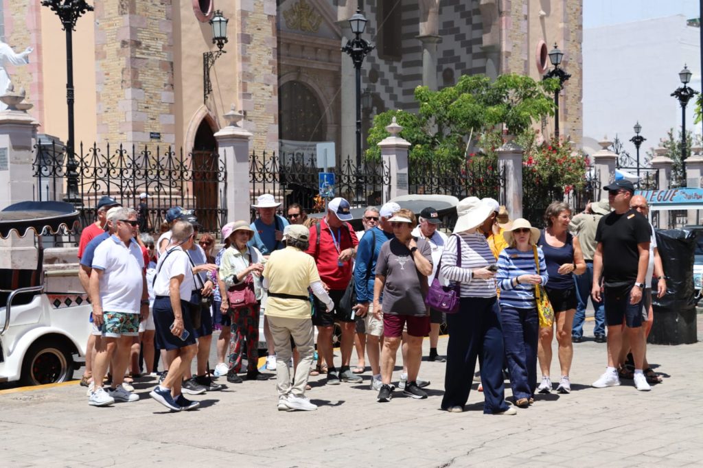 Mazatlán suma más de 225 mil cruceristas en los primeros cuatro meses de 20226 (8)