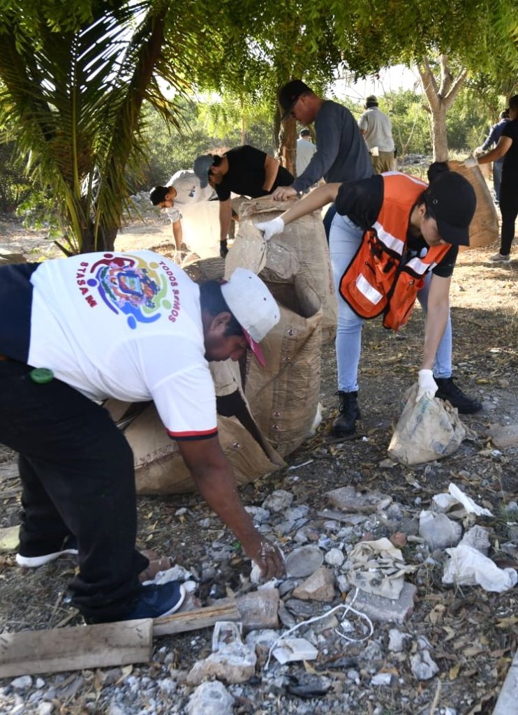 Refuerza Gobierno Municipal de Mazatlán acciones ambientales con jornada “Cuidemos los Manglares” en el Estero El Infiernillo; retiran 42.5 toneladas de residuos 2026 1